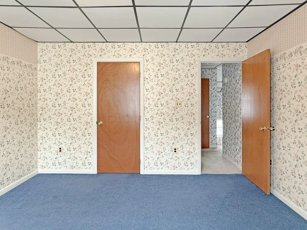 39 Washington Street Rumford ME 04276