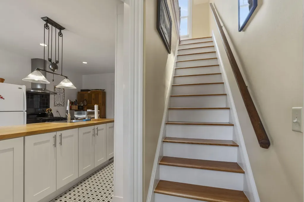 30 Linden Street Rockland ME 04841