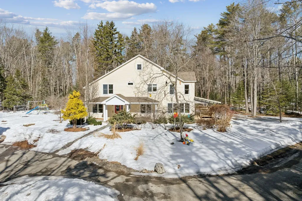 15 Kirkwood Road Scarborough ME 04074