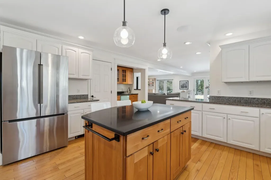15 Kirkwood Road Scarborough ME 04074