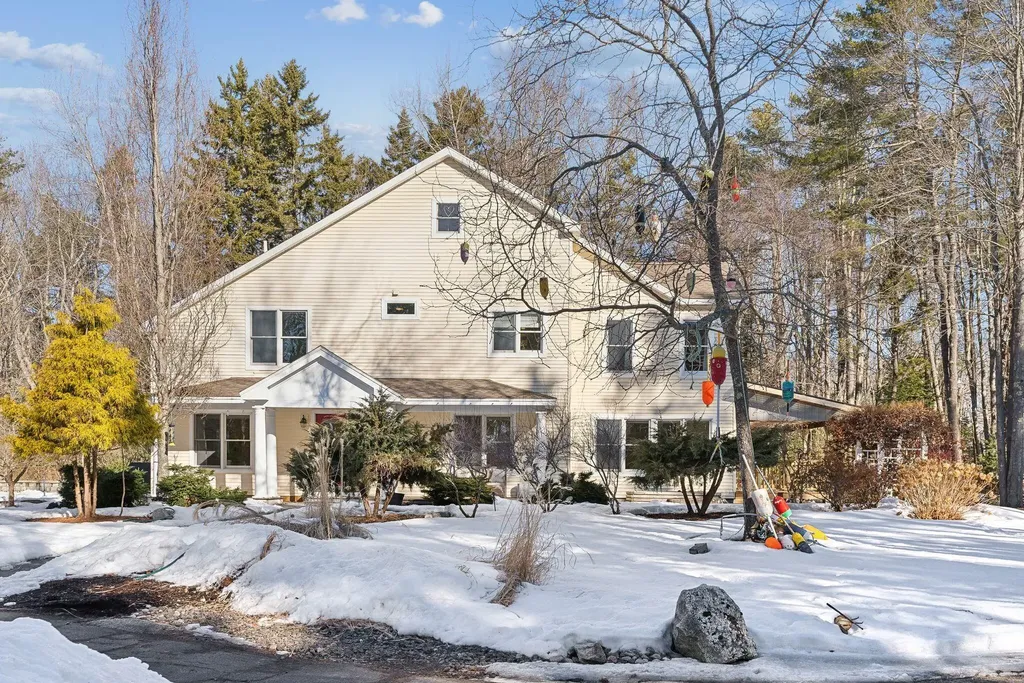15 Kirkwood Road Scarborough ME 04074