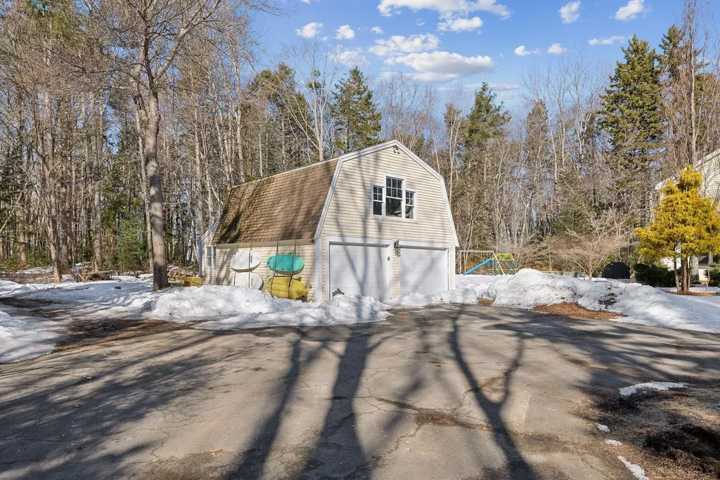 15 Kirkwood Road Scarborough ME 04074