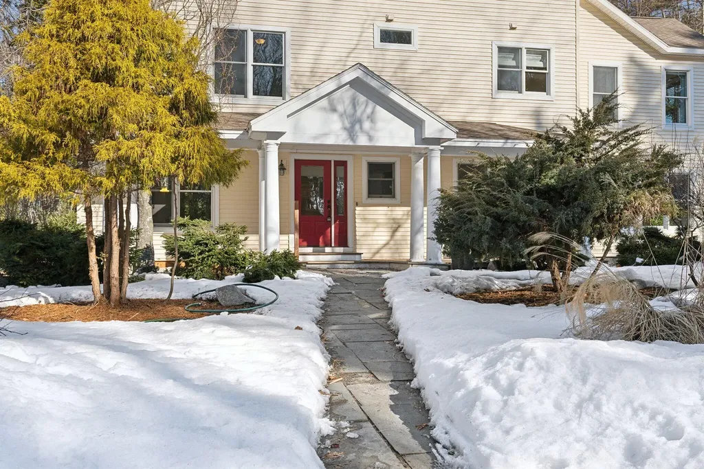 15 Kirkwood Road Scarborough ME 04074