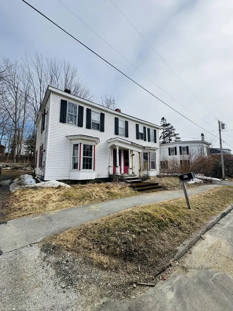 47 Elm Street Bucksport ME 04416