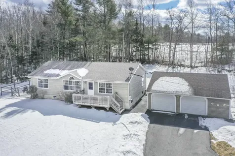 82 Belfast Road Northport ME 04849