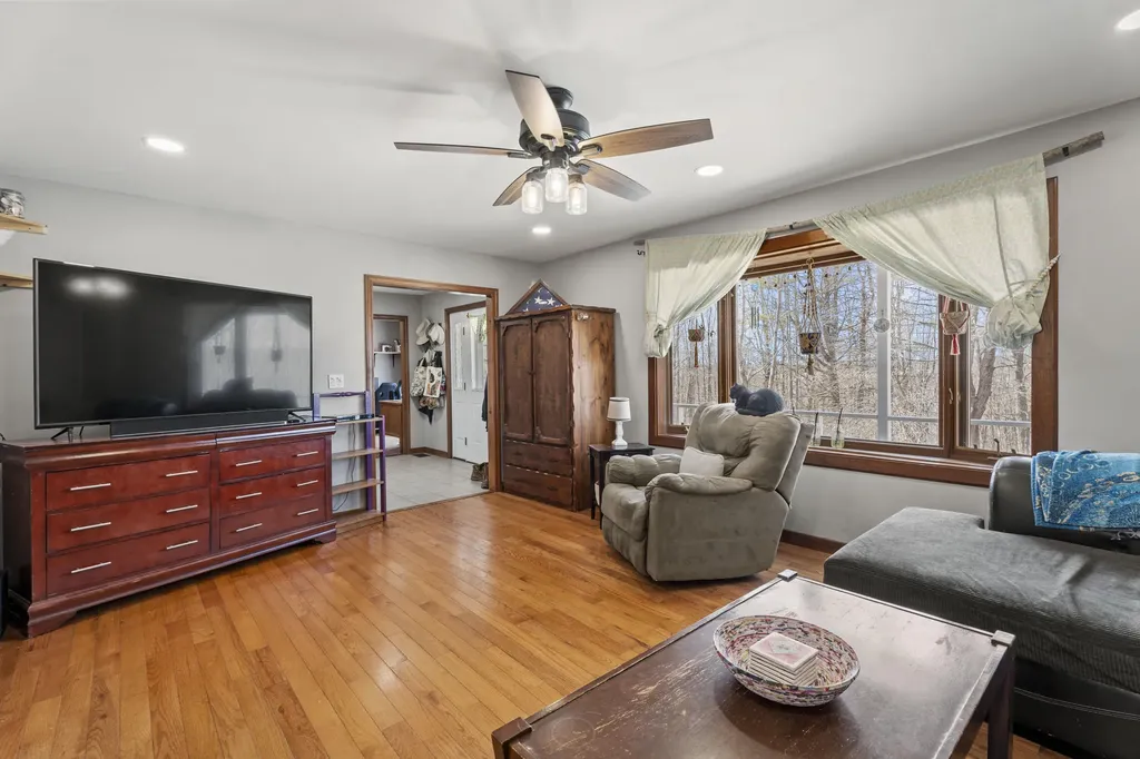 130 Old Union Road Washington ME 04574