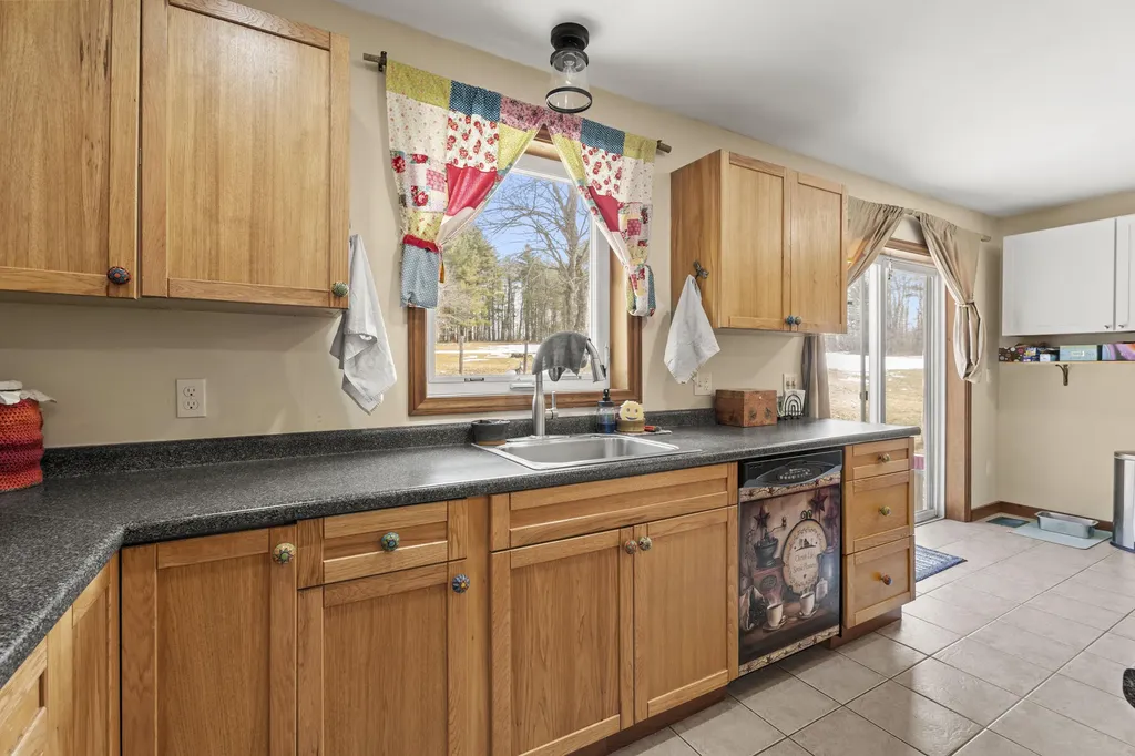 130 Old Union Road Washington ME 04574