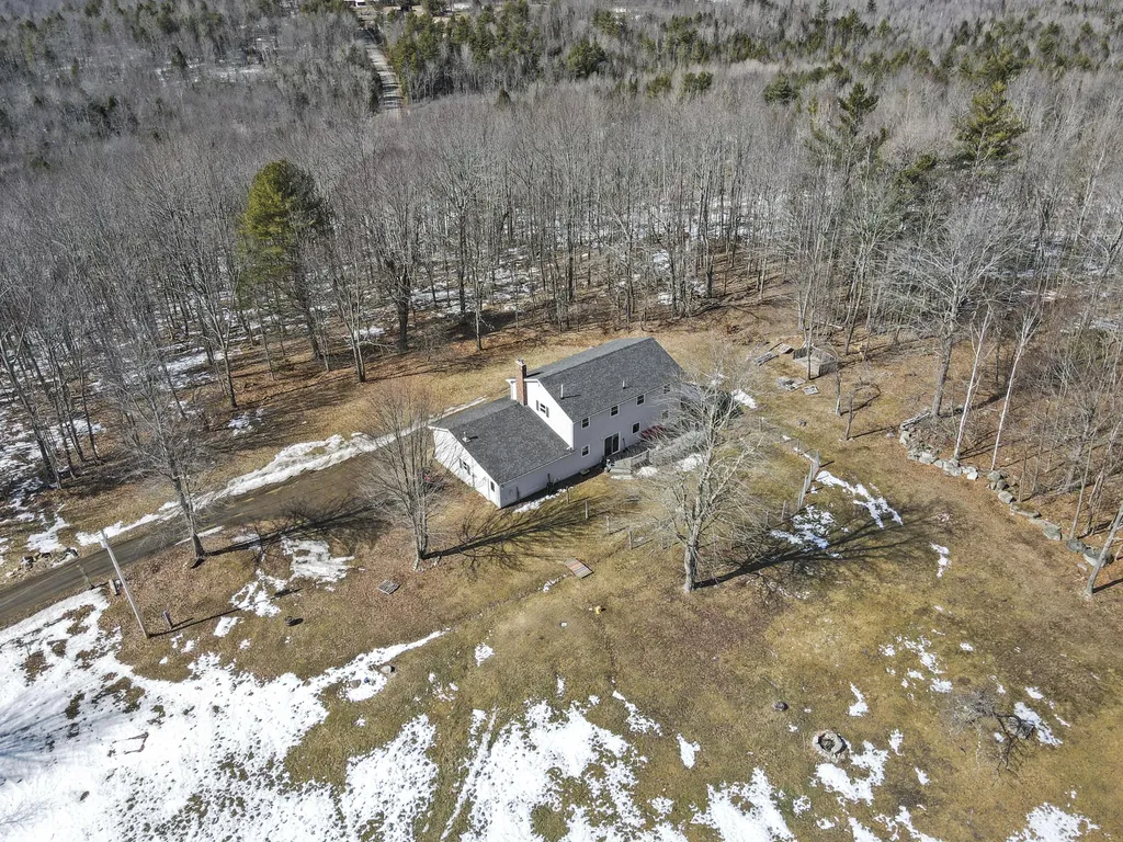 130 Old Union Road Washington ME 04574