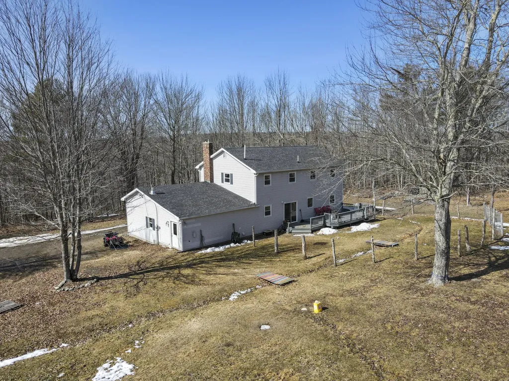 130 Old Union Road Washington ME 04574