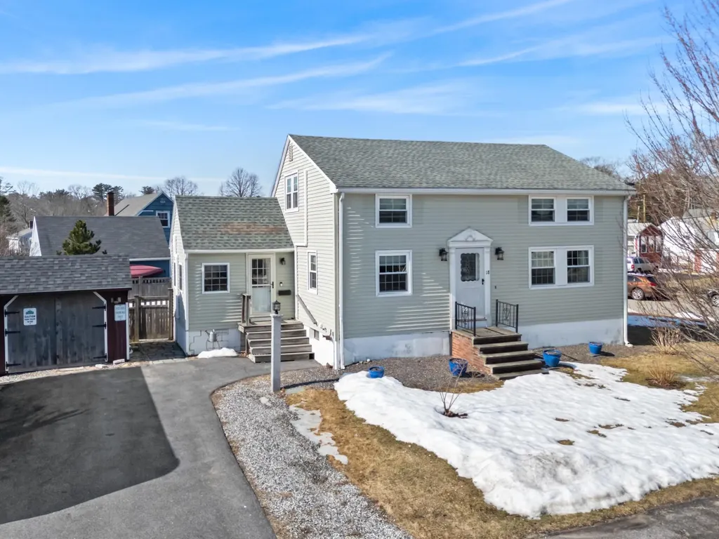 18 Samuel Road Portland ME 04103