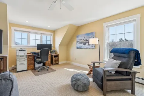 12 Cleaves Farm Road Falmouth ME 04105