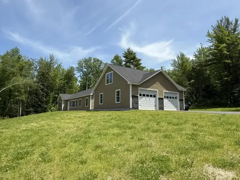 20 Graystone Drive Hampden ME 04444