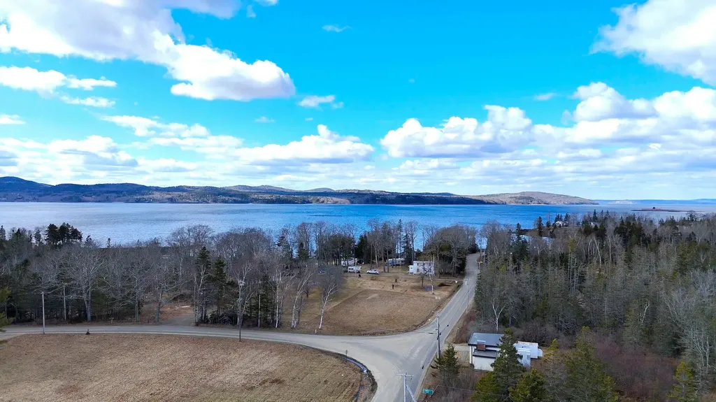 521 West Bay Road Islesboro ME 04848