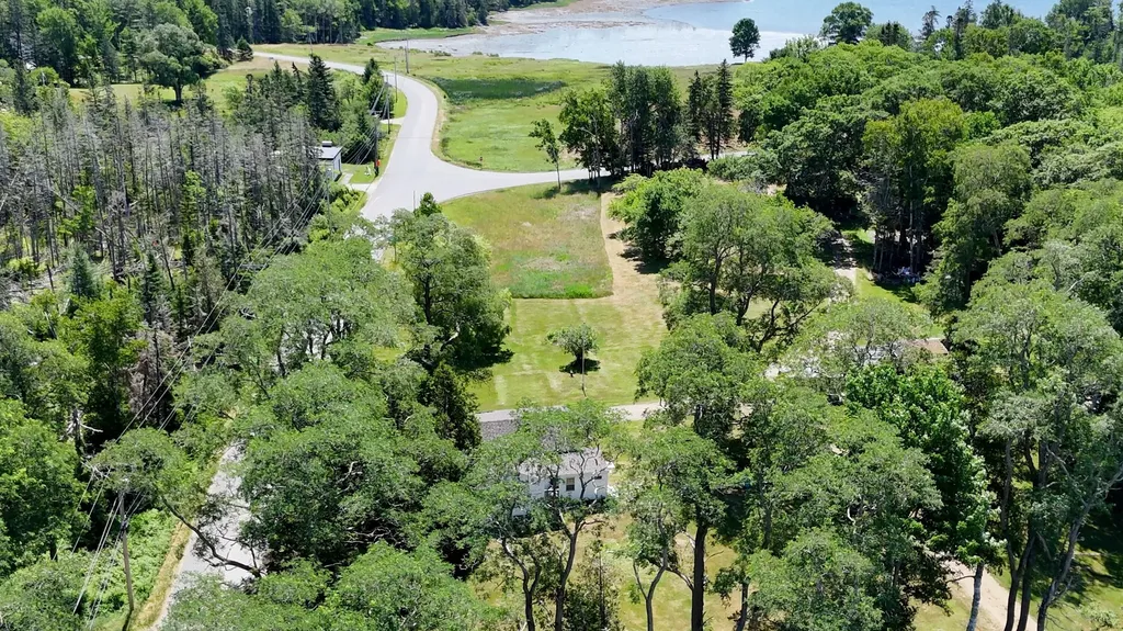 521 West Bay Road Islesboro ME 04848