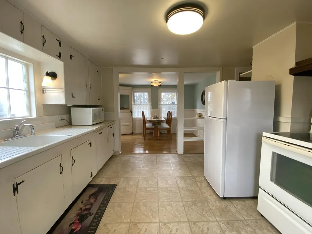 521 West Bay Road Islesboro ME 04848