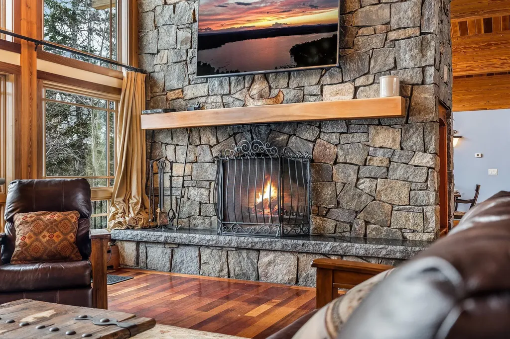 29 W Cove Point Greenville ME 04441