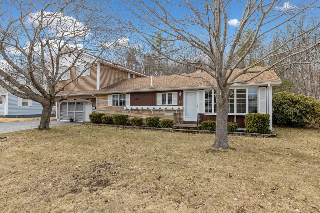 21 Bernard Avenue Biddeford ME 04005