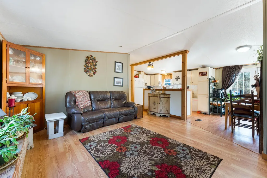 3 Balsam Drive Boothbay ME 04537