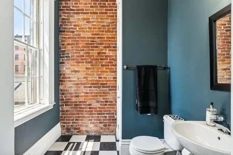 102 Park Street Portland ME 04101