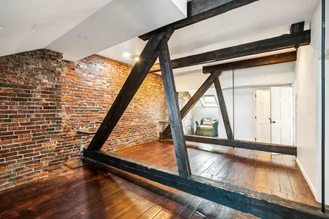102 Park Street Portland ME 04101