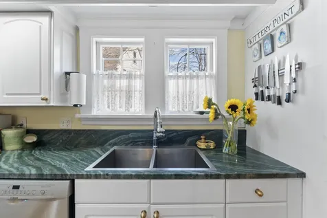 155 Pepperrell Road Kittery ME 03905