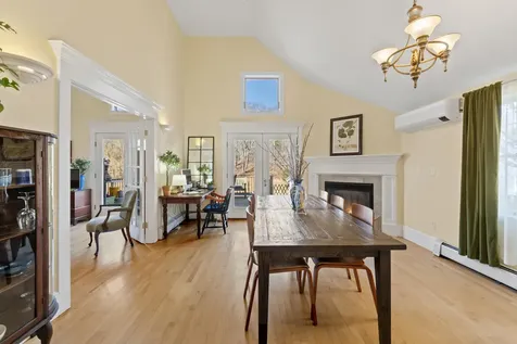155 Pepperrell Road Kittery ME 03905