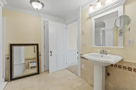 155 Pepperrell Road Kittery ME 03905