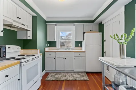 155 Pepperrell Road Kittery ME 03905