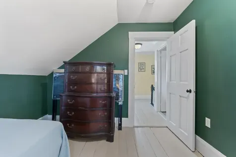 155 Pepperrell Road Kittery ME 03905