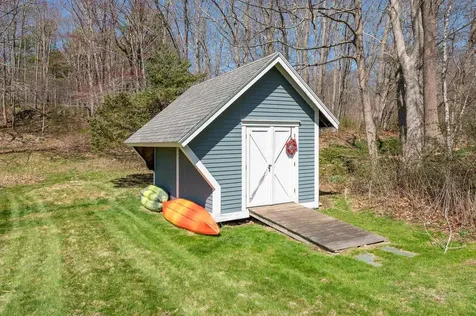 155 Pepperrell Road Kittery ME 03905