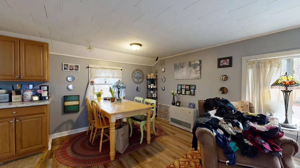 188 N Raymond Road Raymond ME 04071