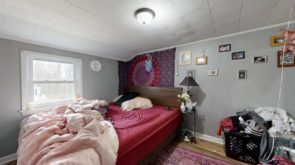 188 N Raymond Road Raymond ME 04071