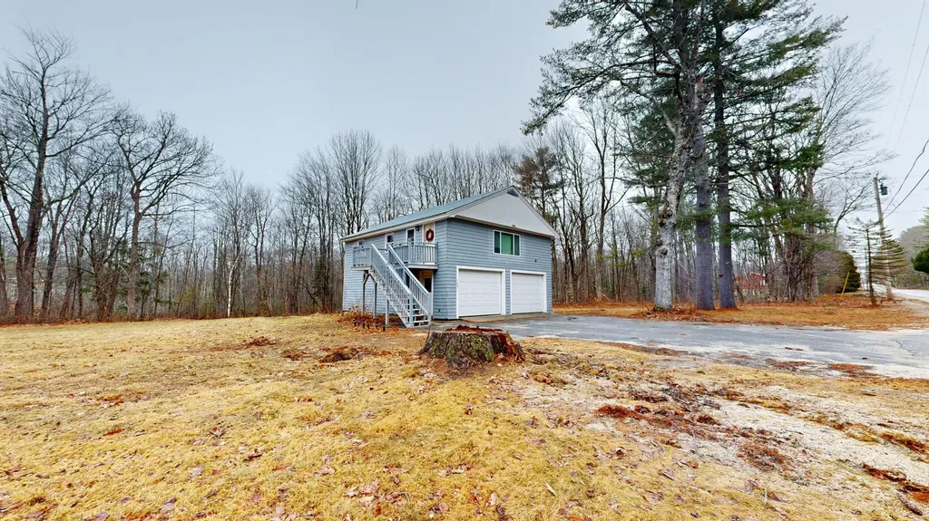 188 N Raymond Road Raymond ME 04071
