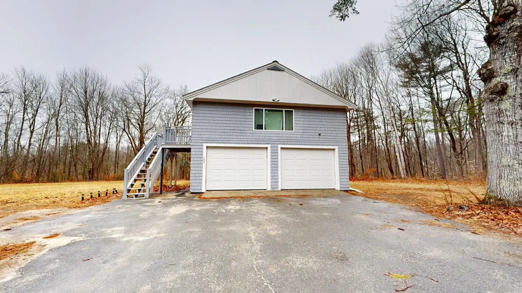 188 N Raymond Road Raymond ME 04071