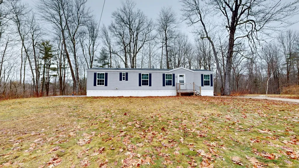 188 N Raymond Road Raymond ME 04071
