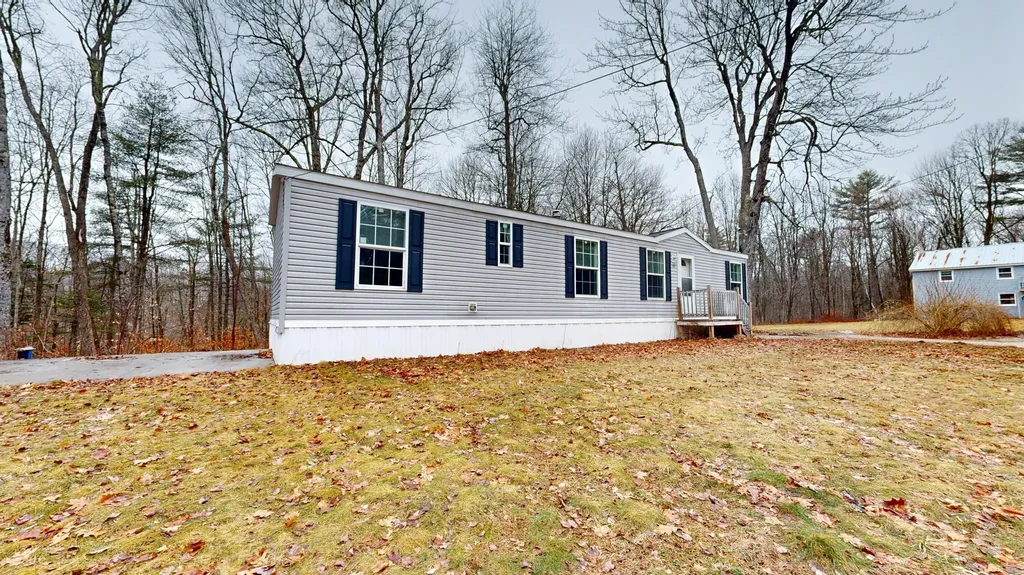 188 N Raymond Road Raymond ME 04071