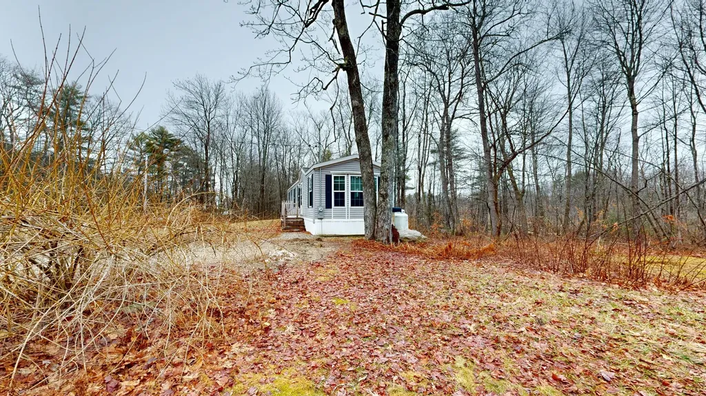 188 N Raymond Road Raymond ME 04071