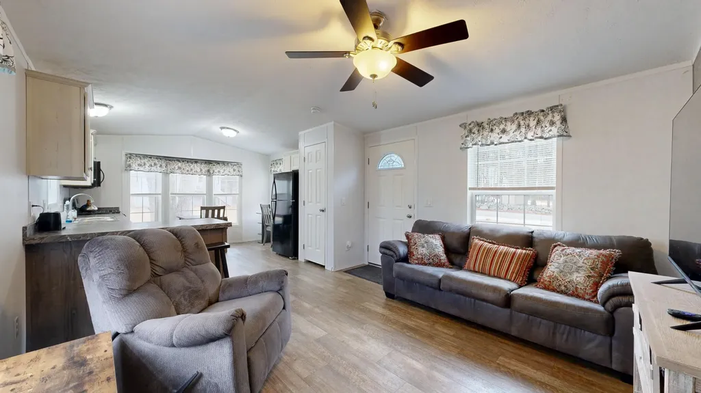 188 N Raymond Road Raymond ME 04071