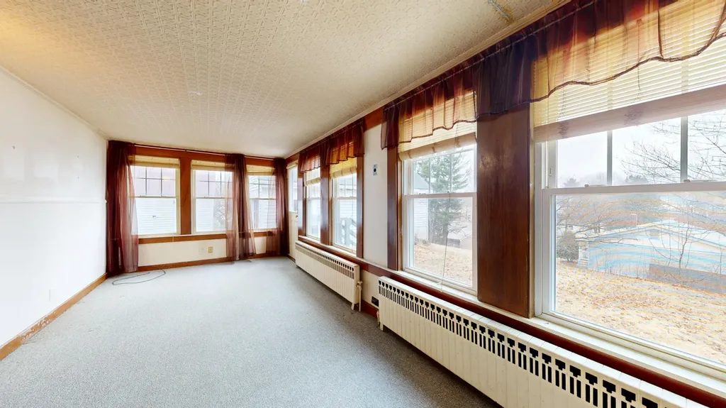 531 College Street Lewiston ME 04240