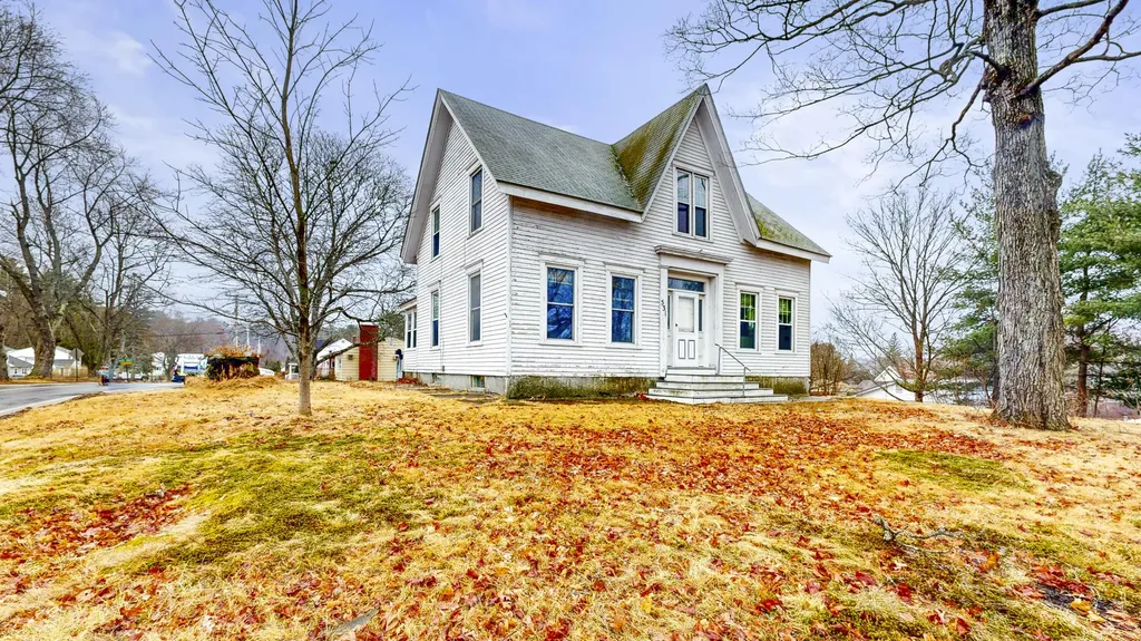 531 College Street Lewiston ME 04240