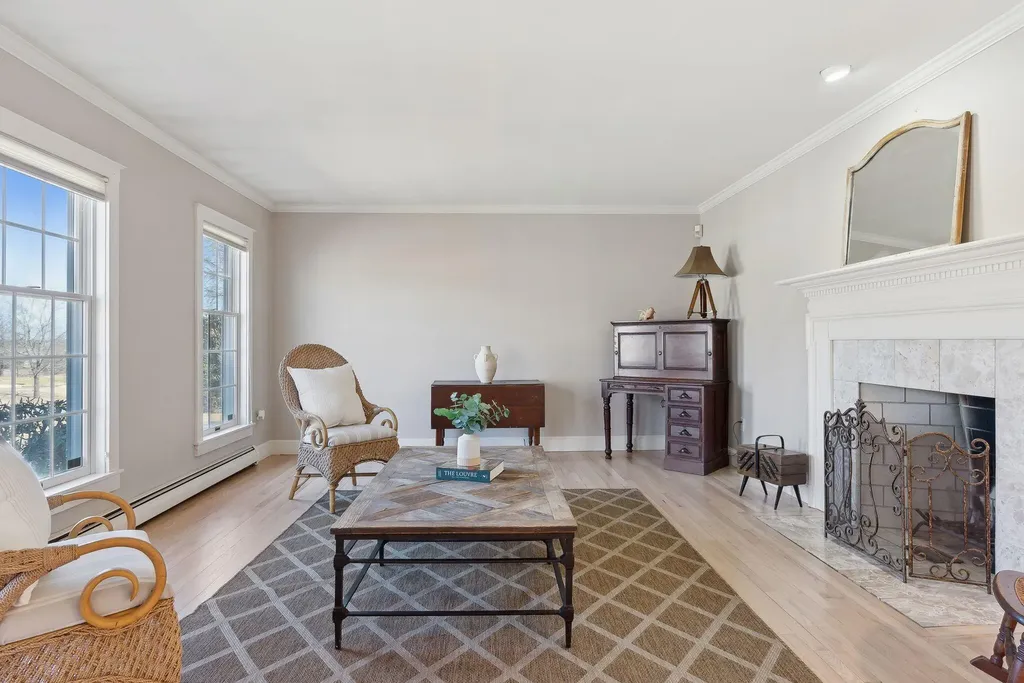 2 Muirfield Road Falmouth ME 04105