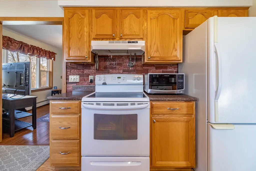 432 Back Winterport Road Hampden ME 04444