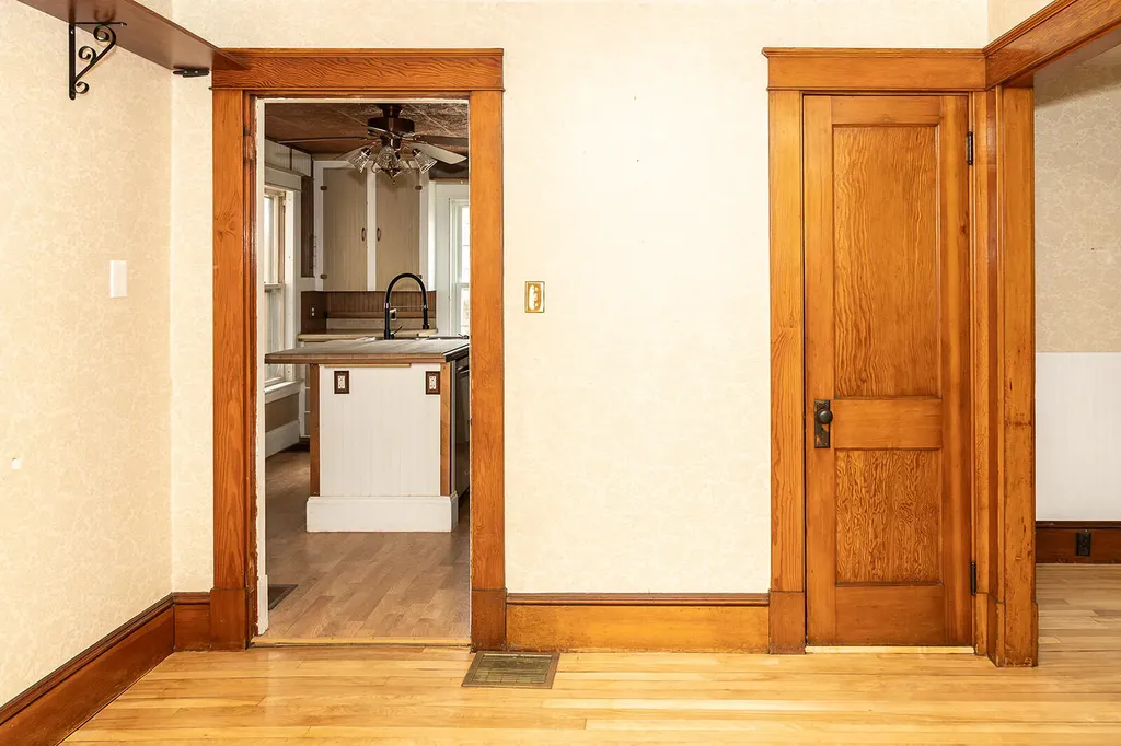 53 Hillside Avenue Old Town ME 04468