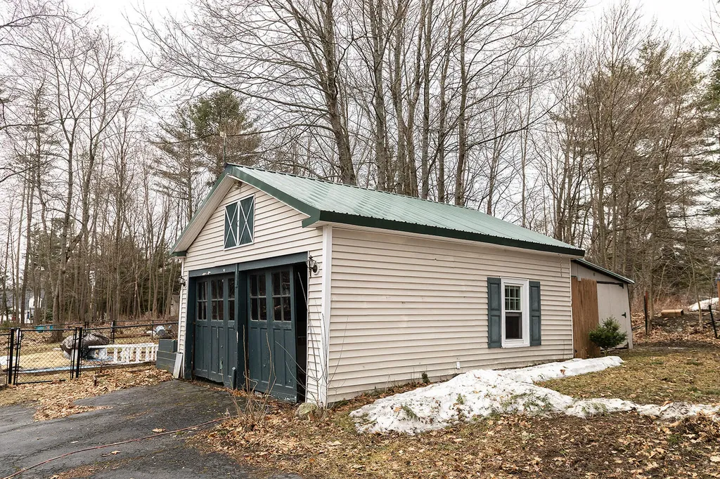 53 Hillside Avenue Old Town ME 04468