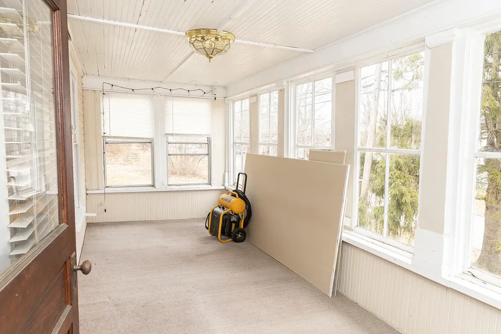 53 Hillside Avenue Old Town ME 04468