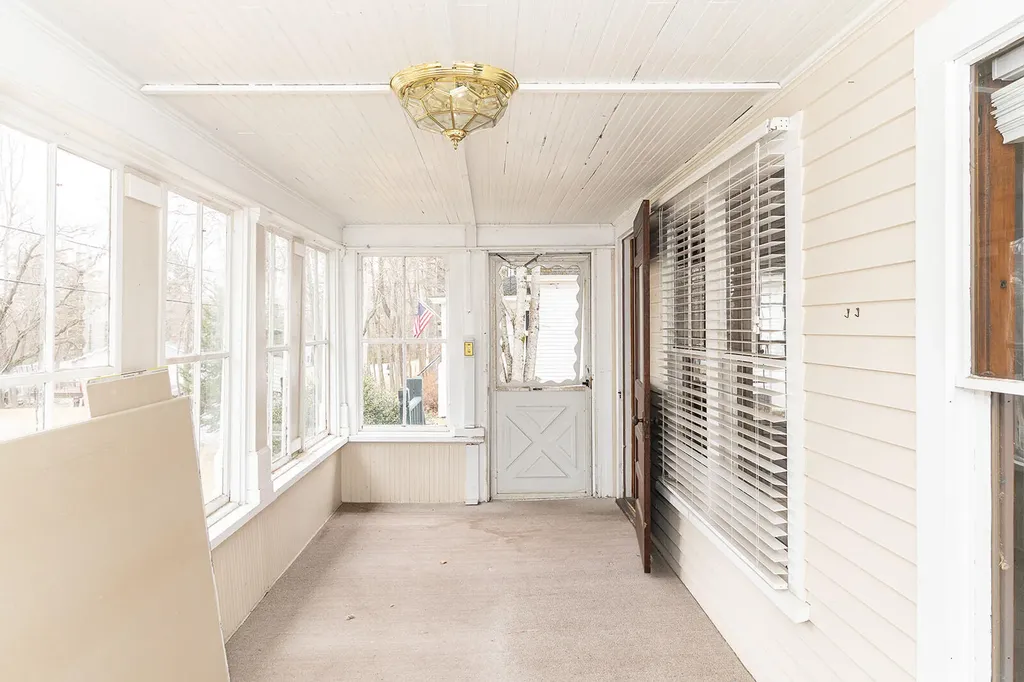 53 Hillside Avenue Old Town ME 04468