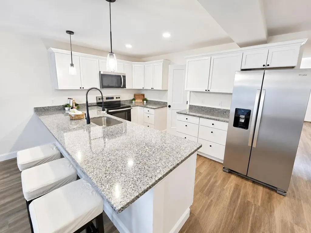 19 Signal Street Sanford ME 04083