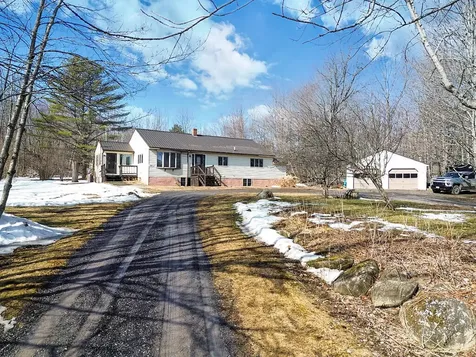 3530 Middle Road Sidney ME 04330