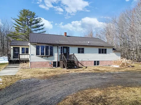 3530 Middle Road Sidney ME 04330