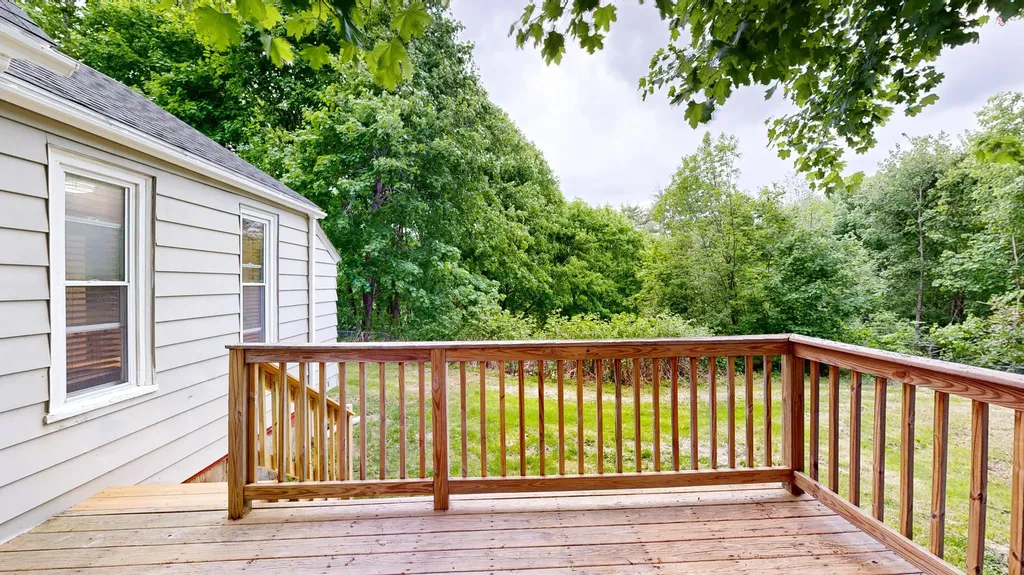524 Turner Street Auburn ME 04210